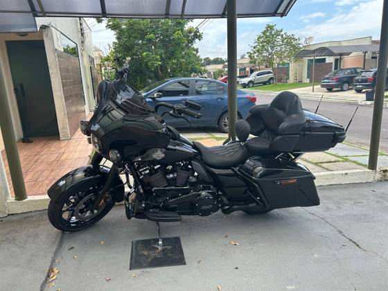 HARLEY-DAVIDSON STREET GLIDE SPECIAL 